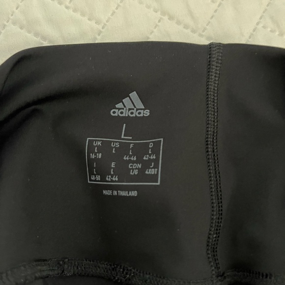 Black Adidas Leggings Size Large - Picture 2 of 3